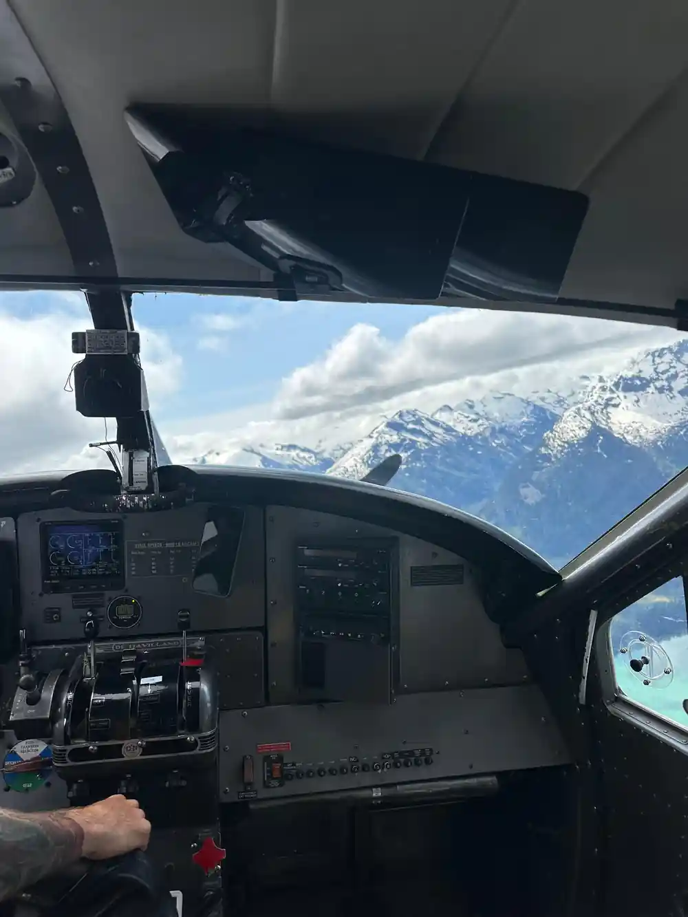 The instrument panel of the floatplane in flight
